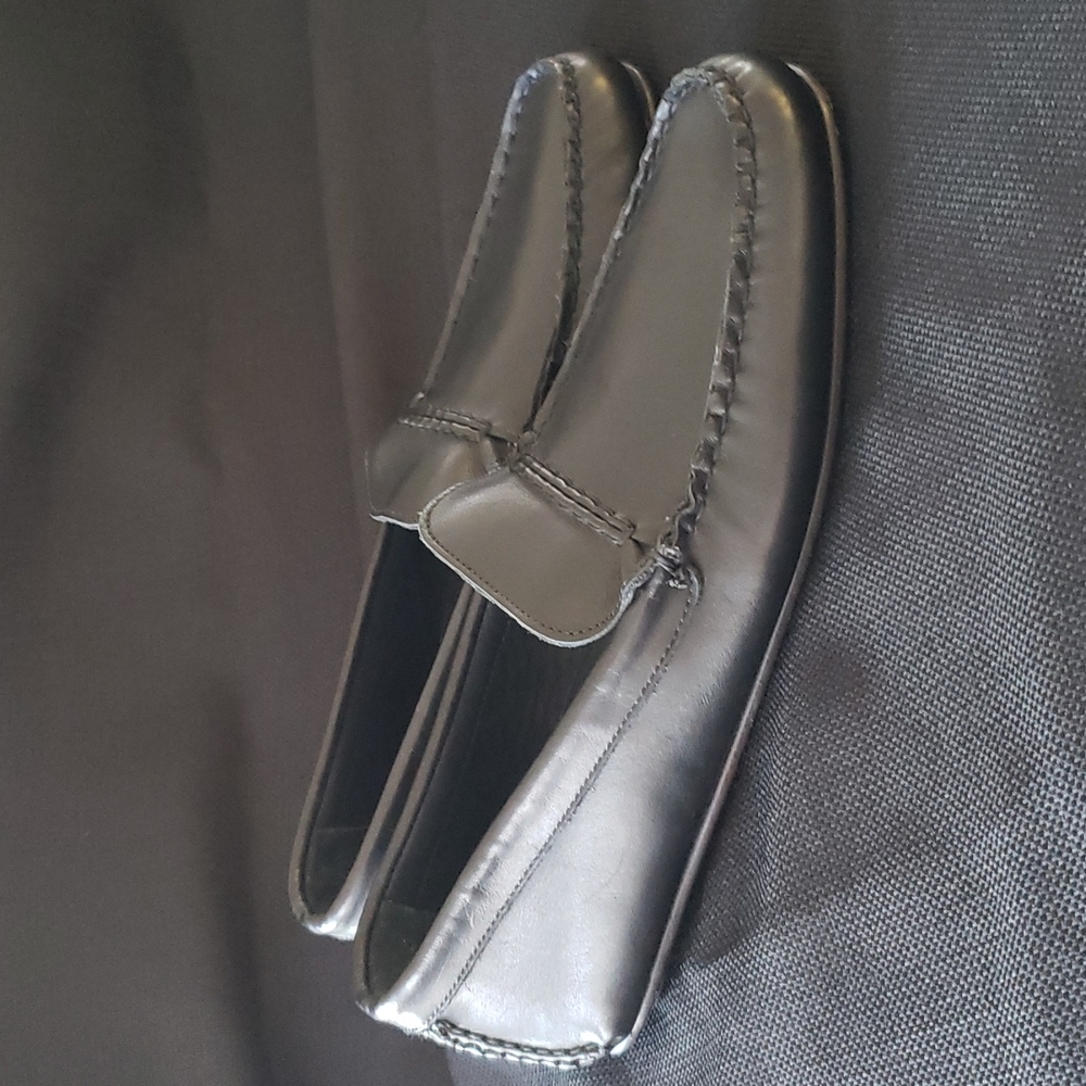 Allen-Edmonds, the Men's Super Sport Leather Drivers - Picture 3 of 7